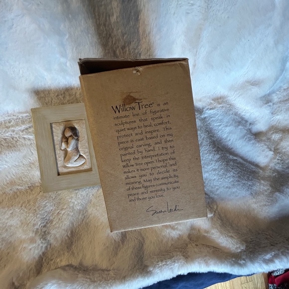 WILLOW TREE [ PRAYER ] MEMORY BOX Keepsake Susan Lordi Easter Gift - Picture 8 of 9